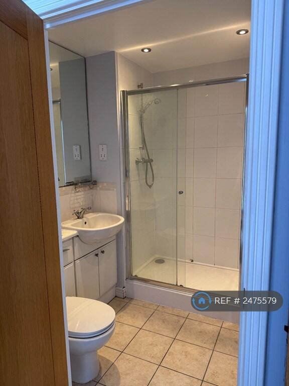 Bedroom 1 Ensuite