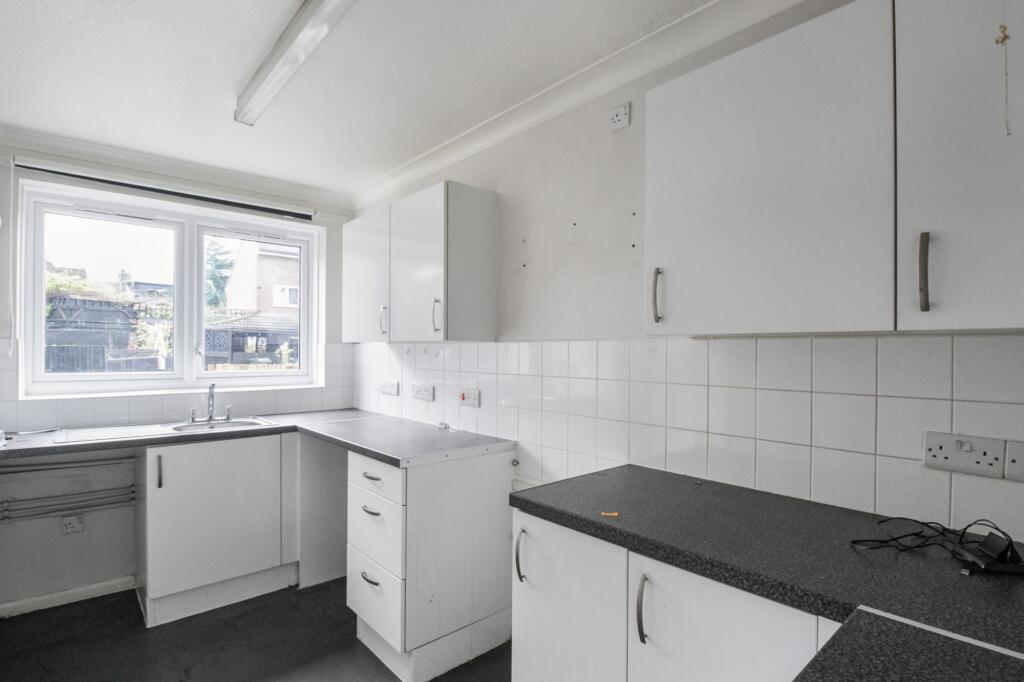 21 Omnibus Way, Walthamstow, London E17 4QE