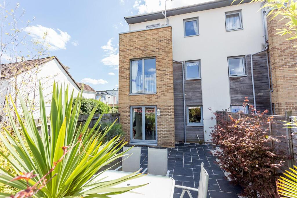 2BroomhillWay-ph35_web72.jpg