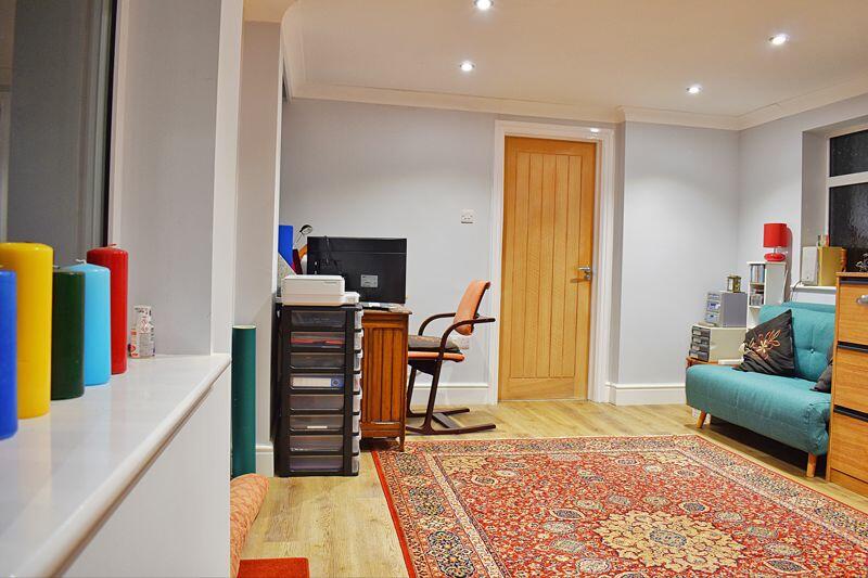 Bedroom/Sitting Room