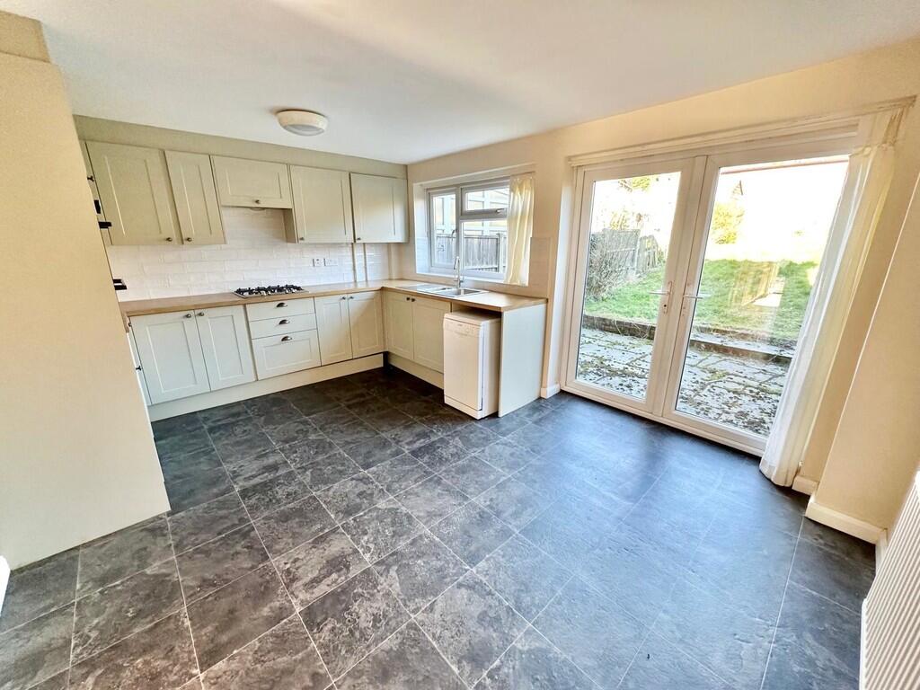 IMG-20250318-WA00...