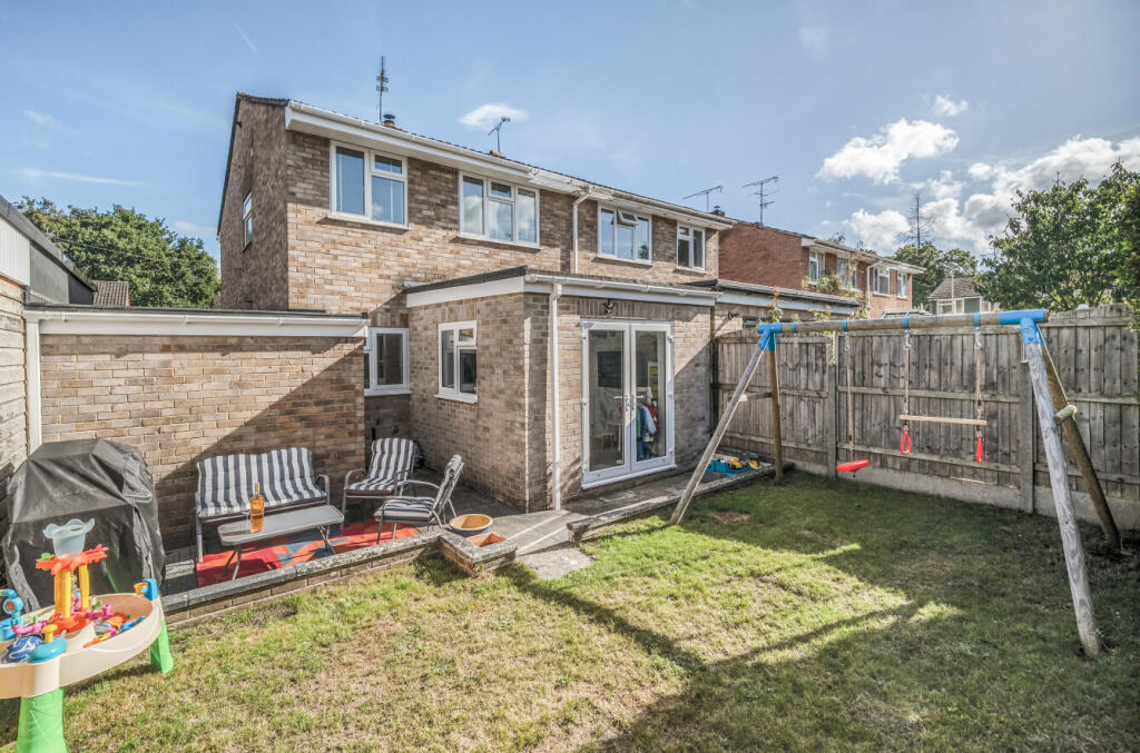 1347392-3-68b5c56...