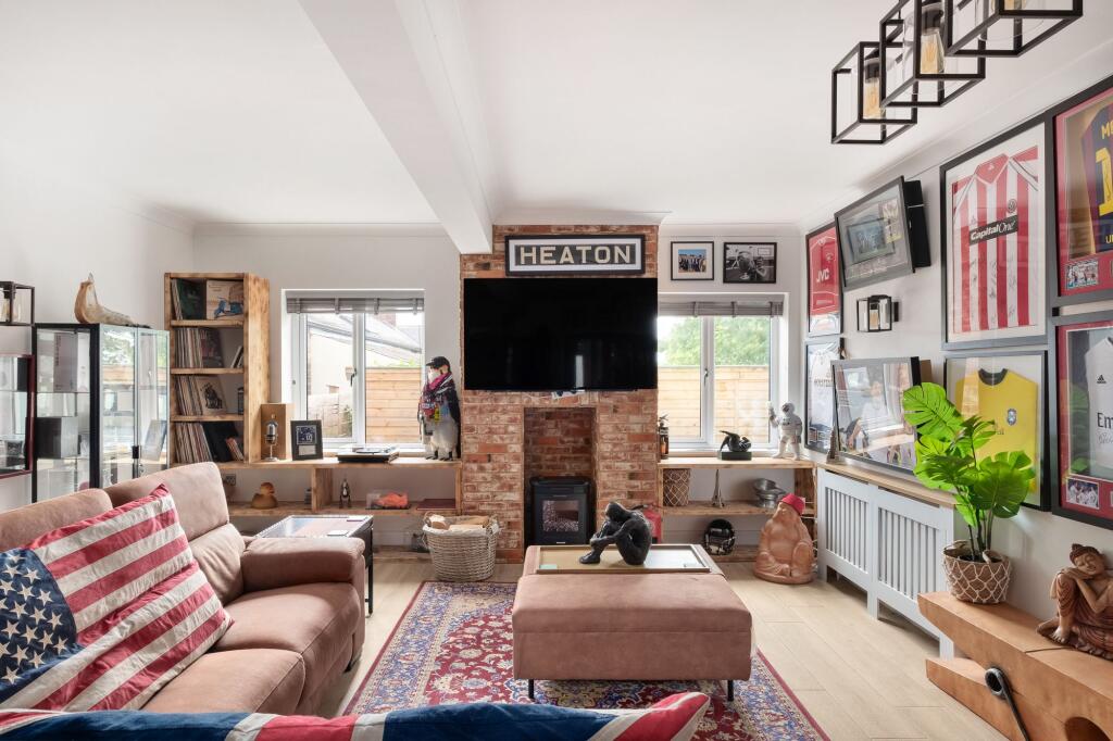 LOUNGE AND SITTING ROOM