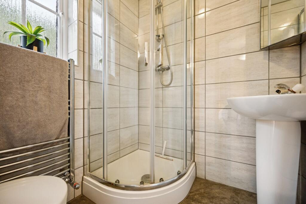 Bedroom One En Suite