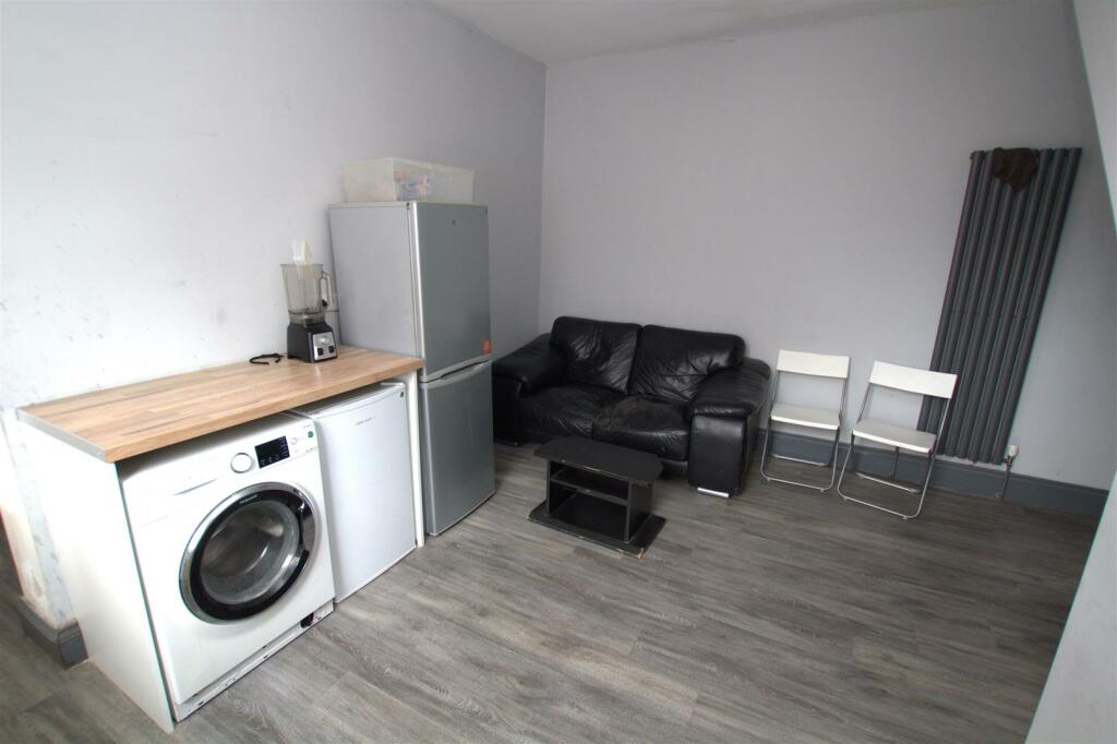 sitting area reverse .jpg