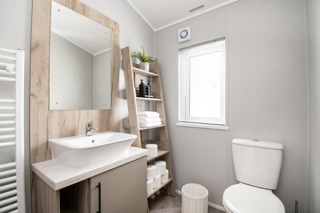 Bedroom 1 Ensuite