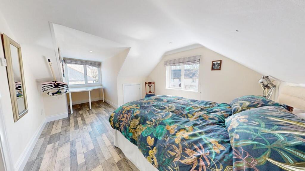 Bedroom 3 (2).jpg