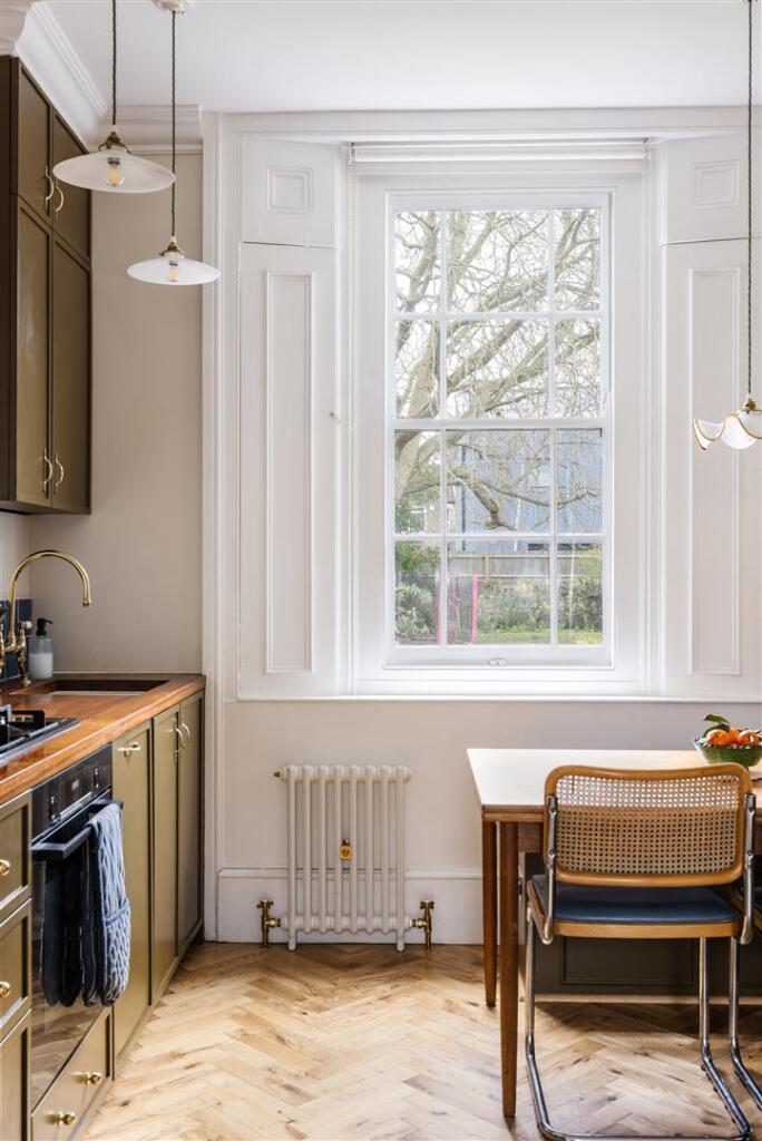 Grosvenor Park Road E17