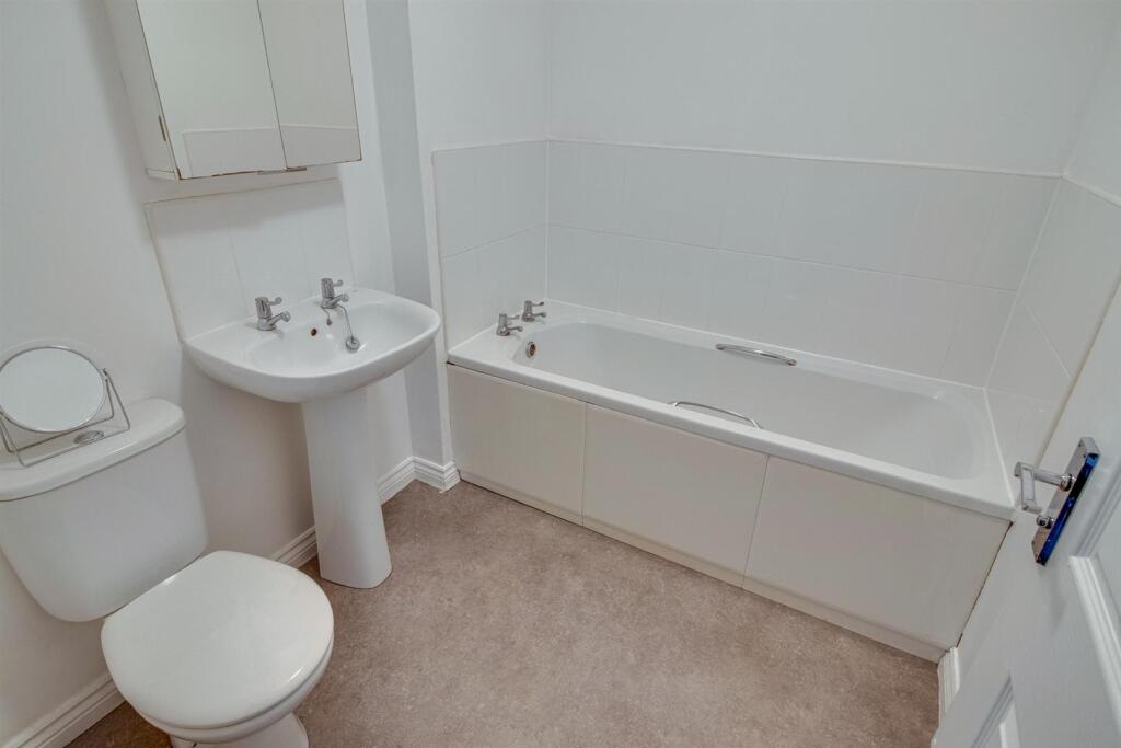 HOUSE BATHROOM/W.C.