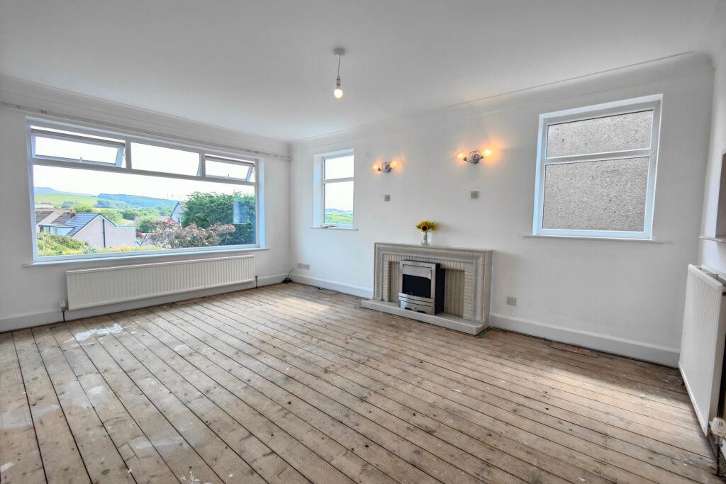 Large Lounge