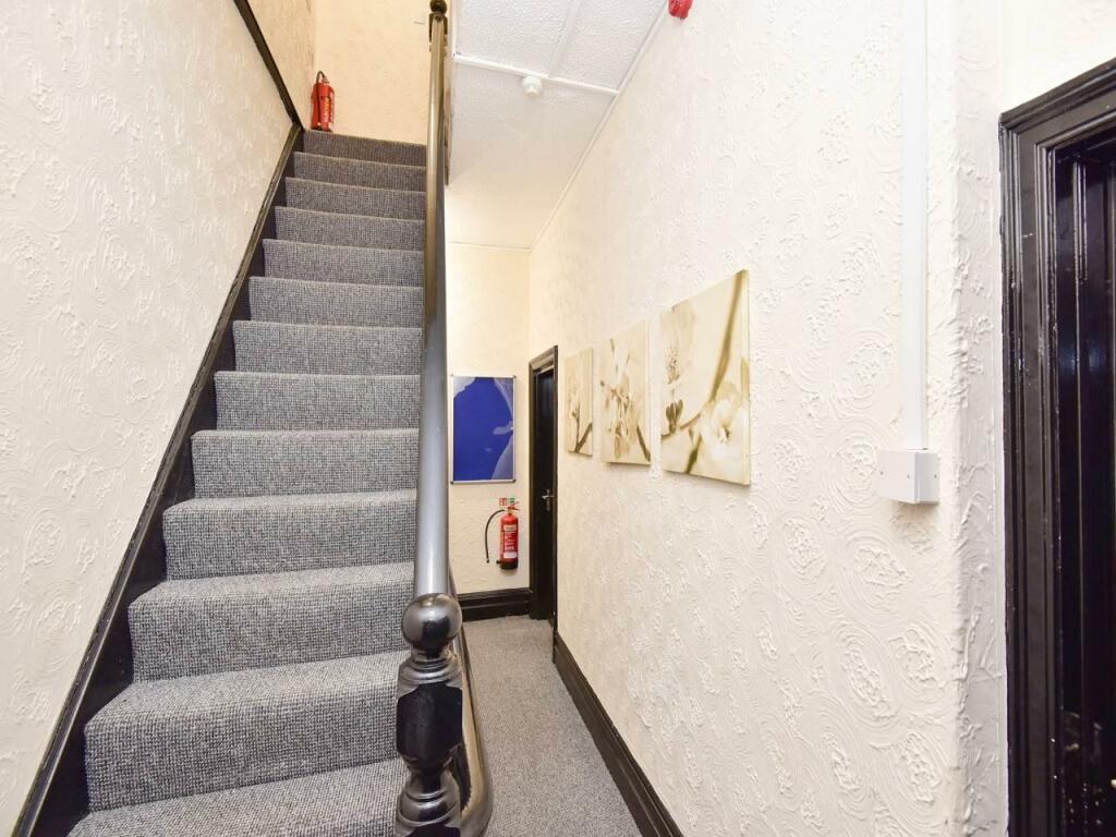 14 Walker St Denton-04.jpg