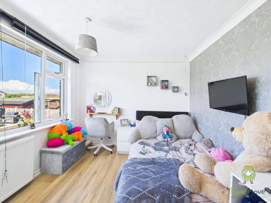 CAM01543G0-PR0125-STILL041