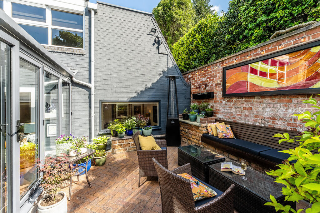 12 Garden area 1 ...