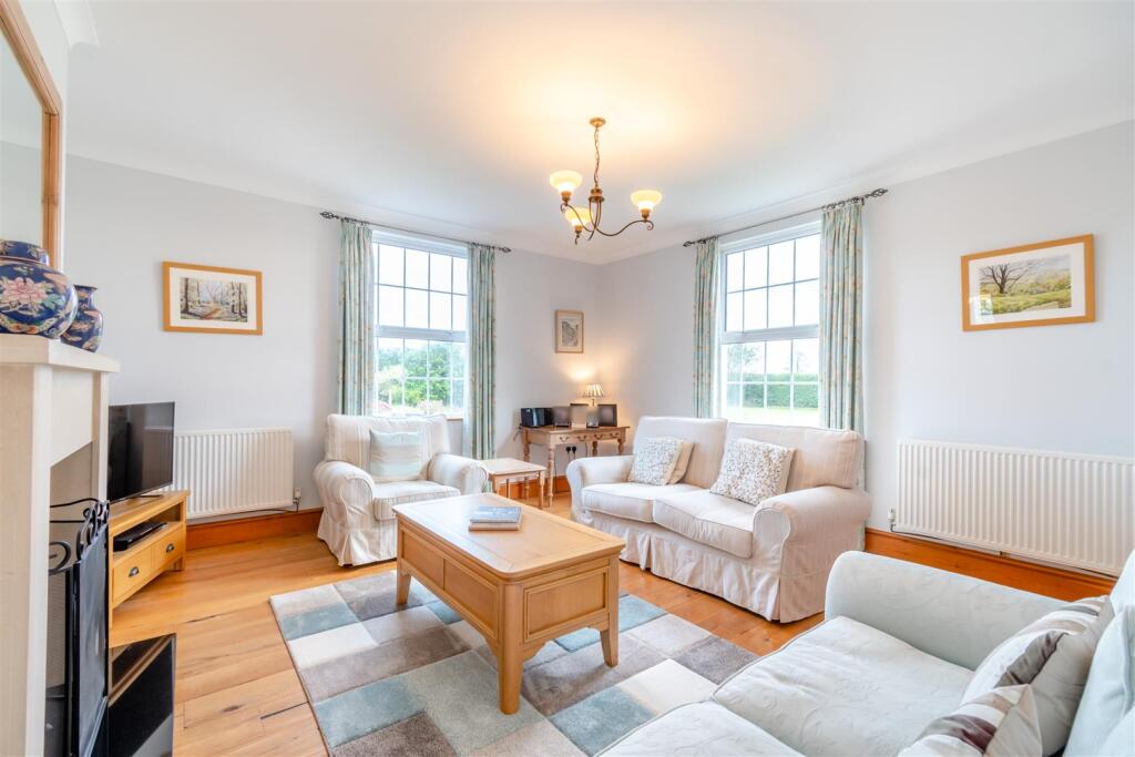 8548843-interior28.jpg