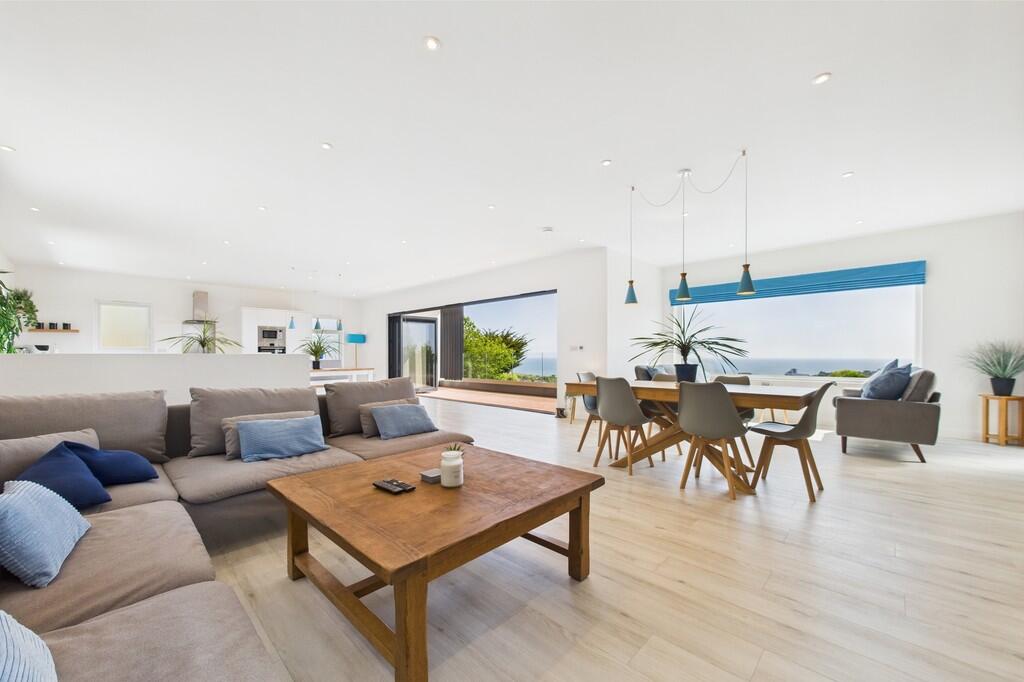 CAM01085G0-PR0554...