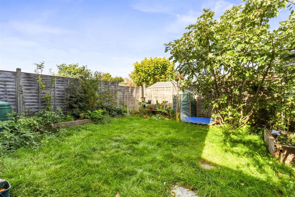 65 Southfields Road_007.JPG