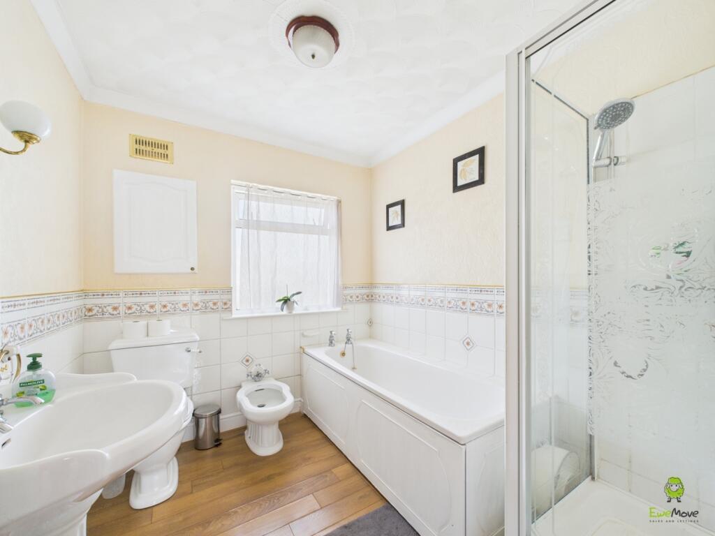 CAM02615G0-PR0087-STILL040