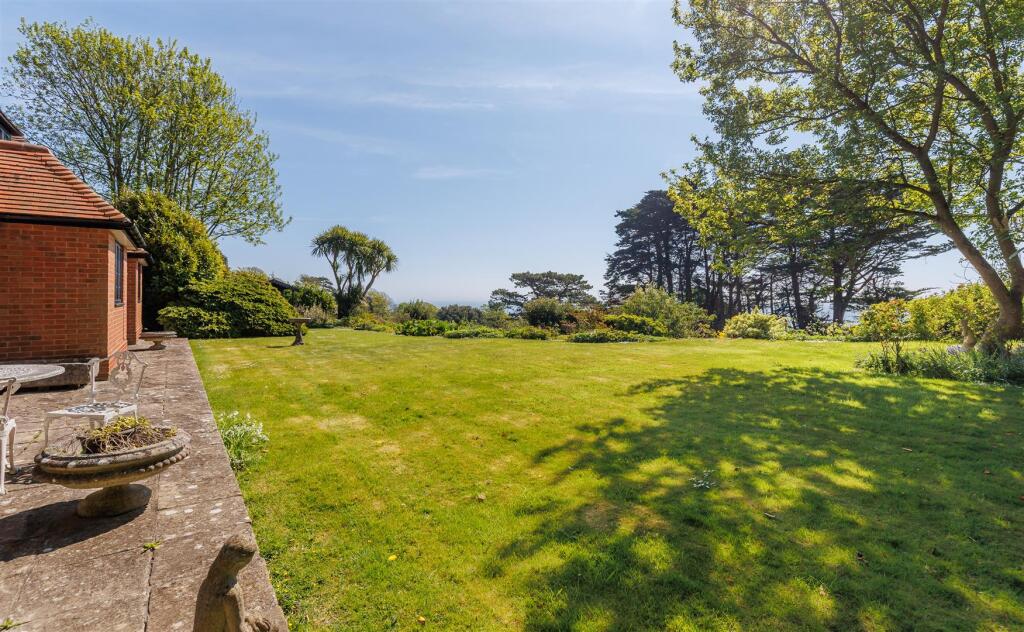 South Facing Lawn