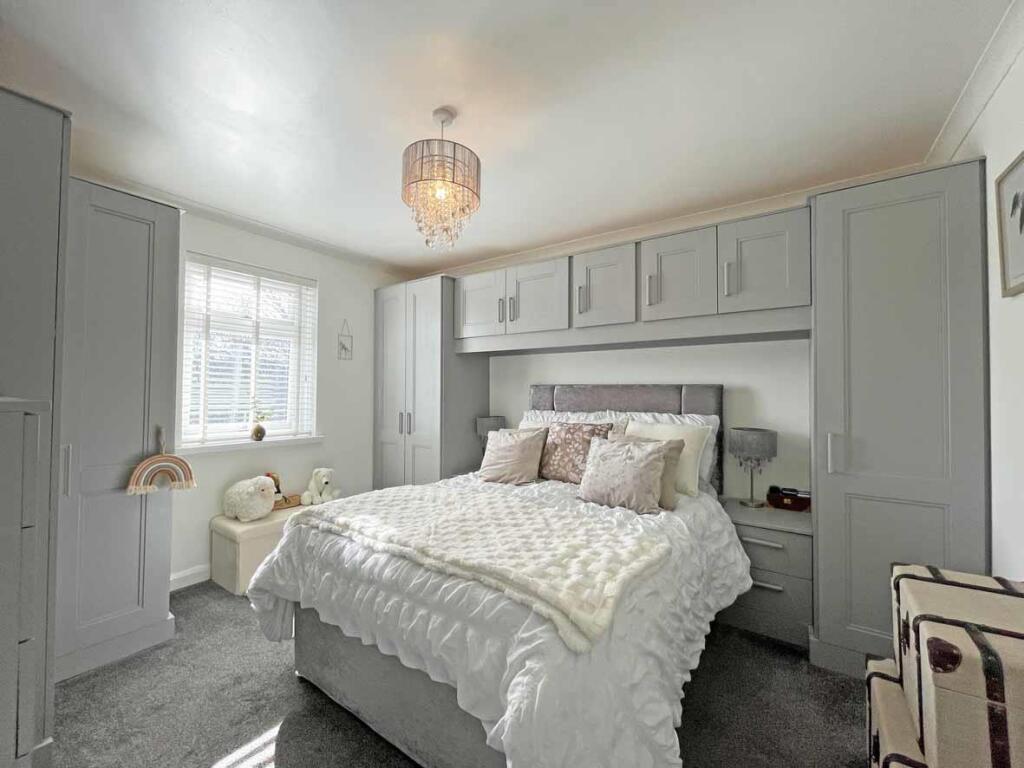 Rydal Close 5 - Bed 1.jpg