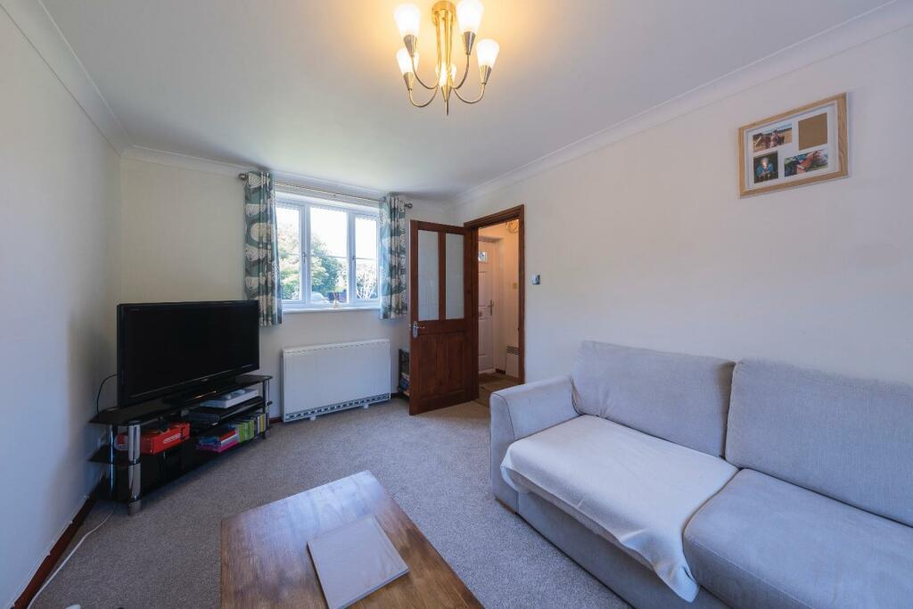 8 Ardens Meadow-008.JPG