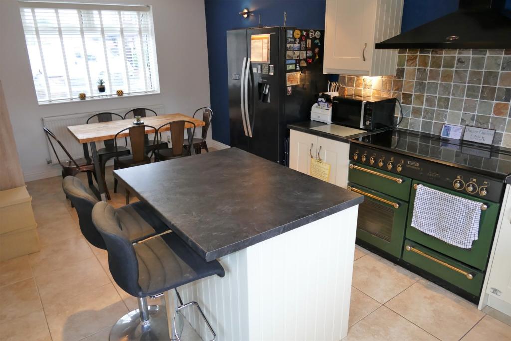 Dining Kitchen a