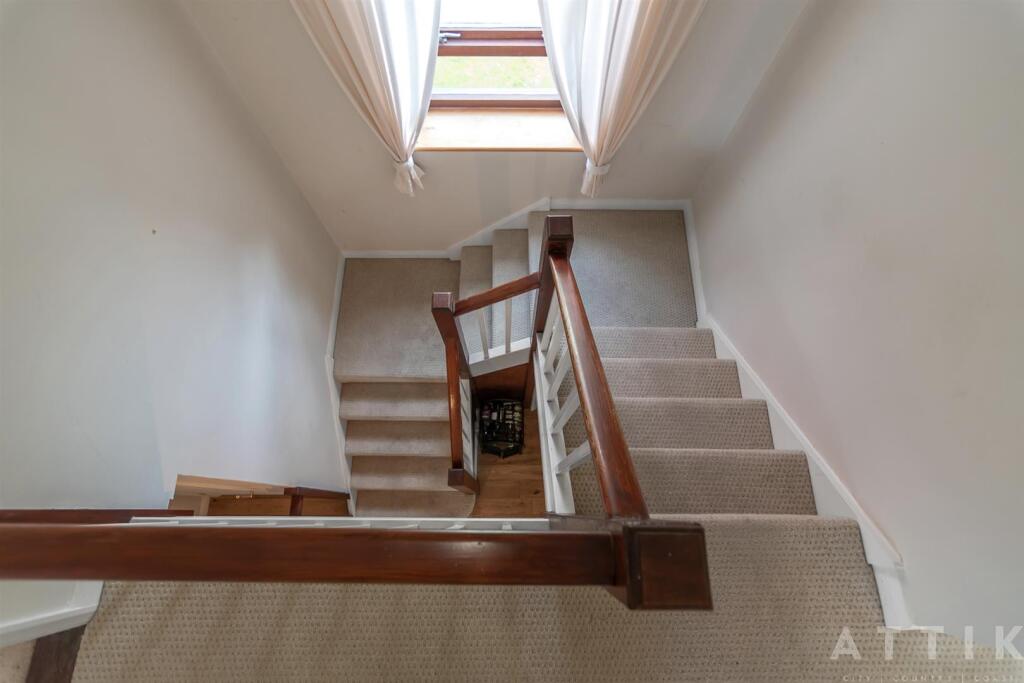 57 Holton Road Halesworth IP19 8HQ (34).jpg