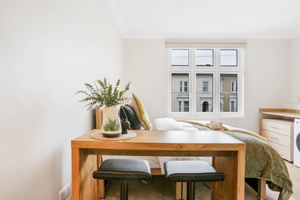 1508626323 - F3 - 11.jpg