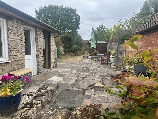 19 Collinsfield Garden 2.jpg