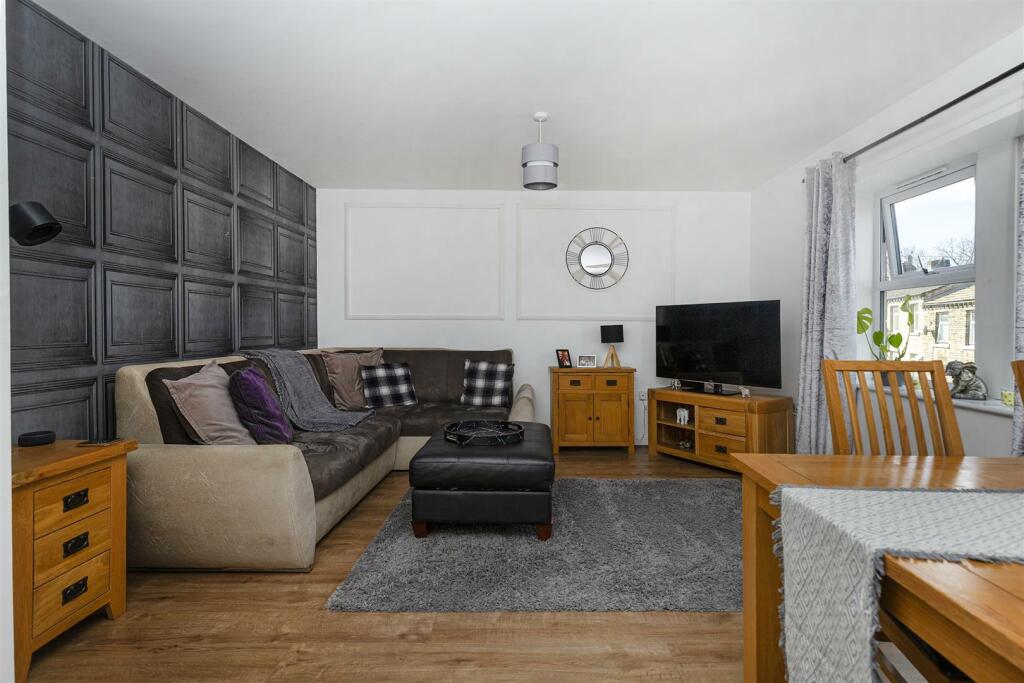 Living/Dining Kitchen