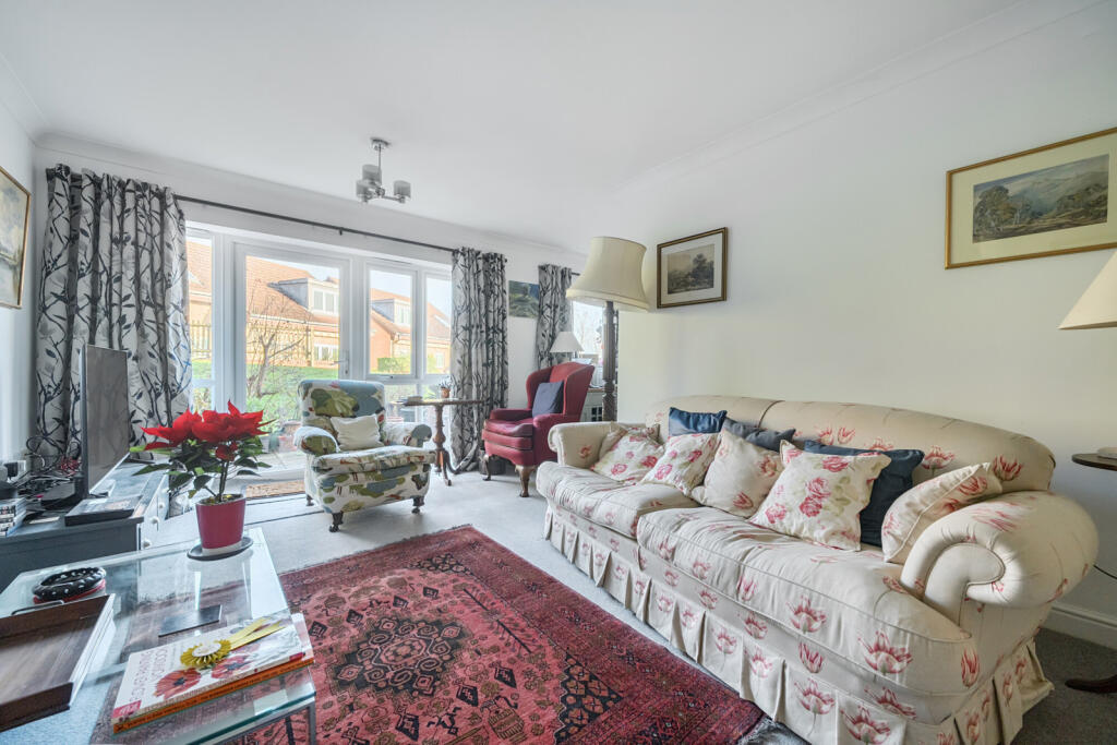 1385886-8-692ebe1...