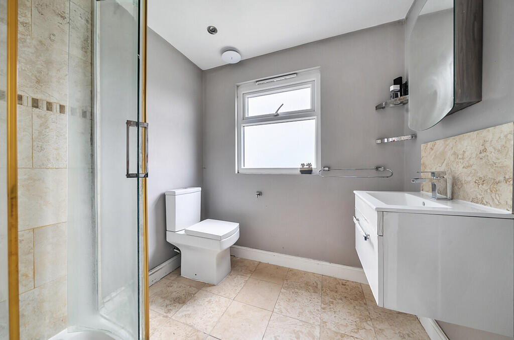 1318528-4-68652f8...