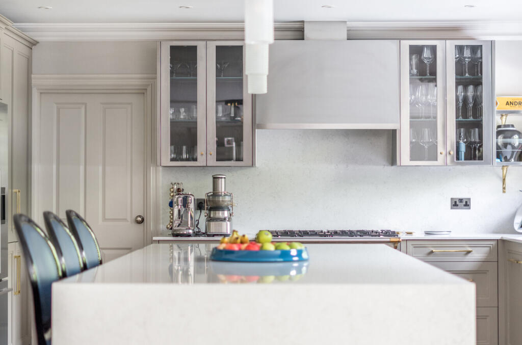 1314396-35-685696...