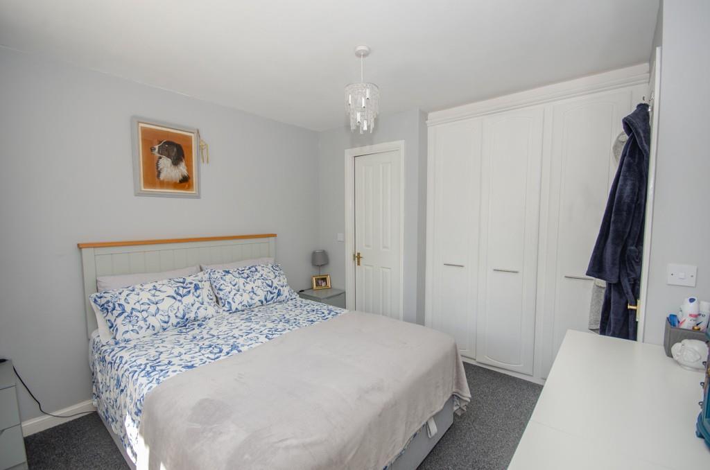 Bedroom one pic 2.jpg