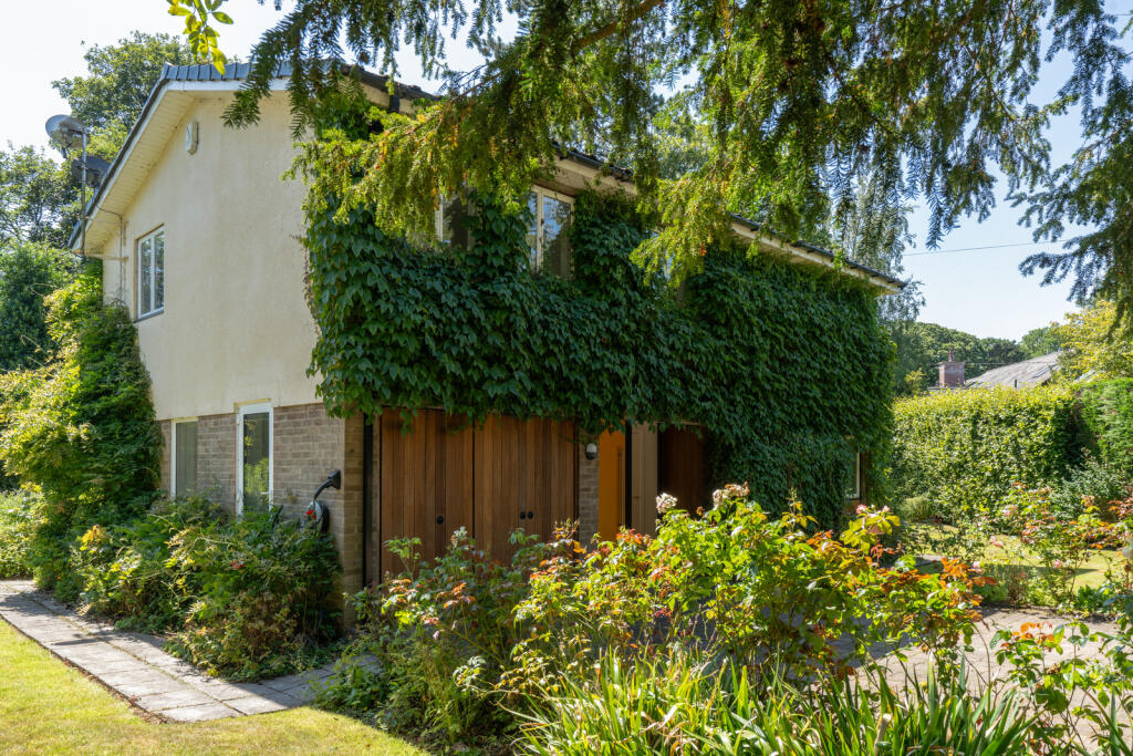 299043 - 4PheasantWalk_HighLegh_HighRes-51.jpg