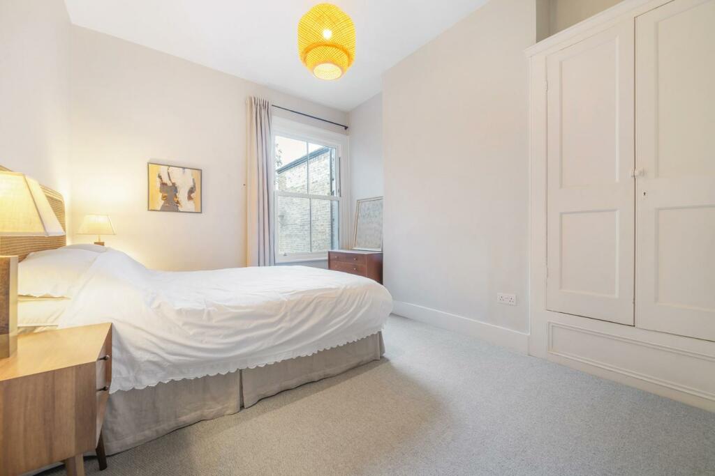 Bedroom 2.jpg