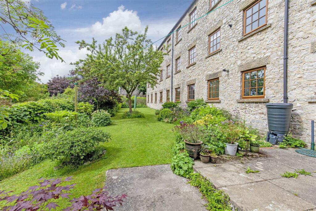 Gardens-1.jpg