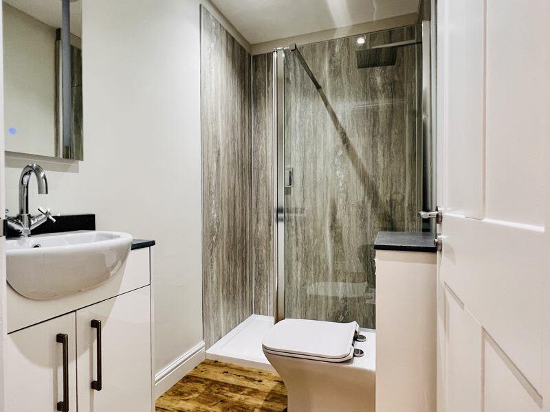 Ensuite Shower Room