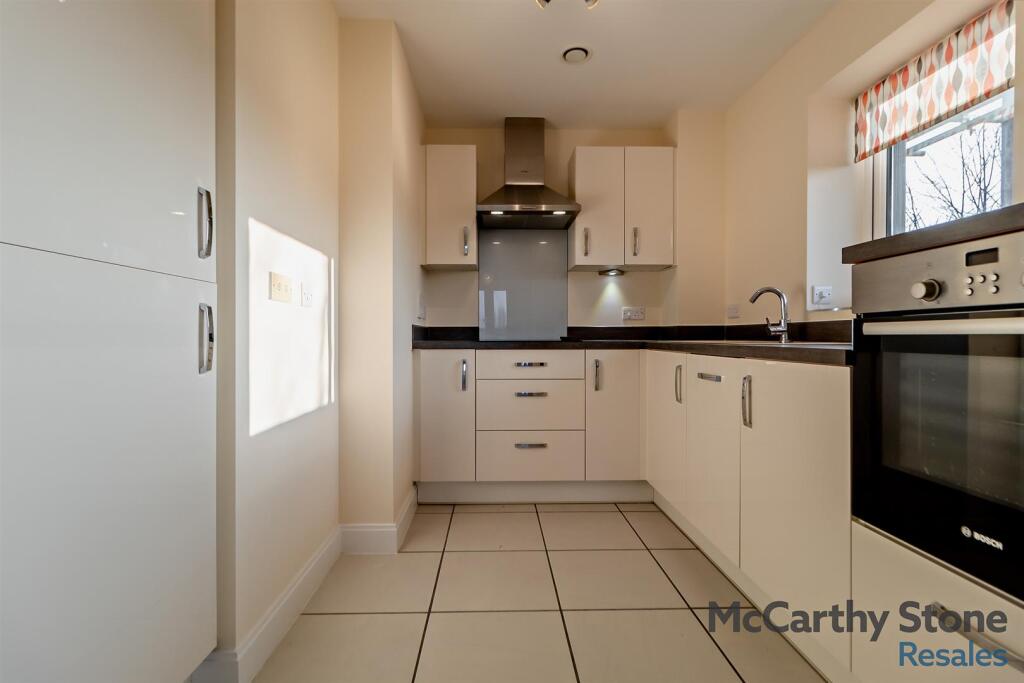8636808-interior08-800.jpg