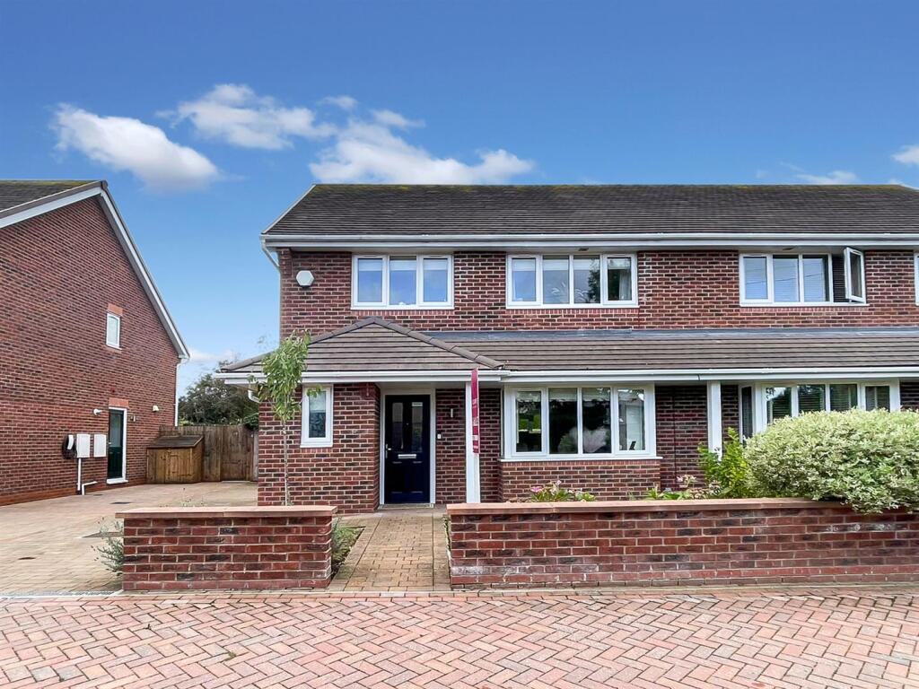 PHOTO-2025-09-16-14-32-01 (4).jpg