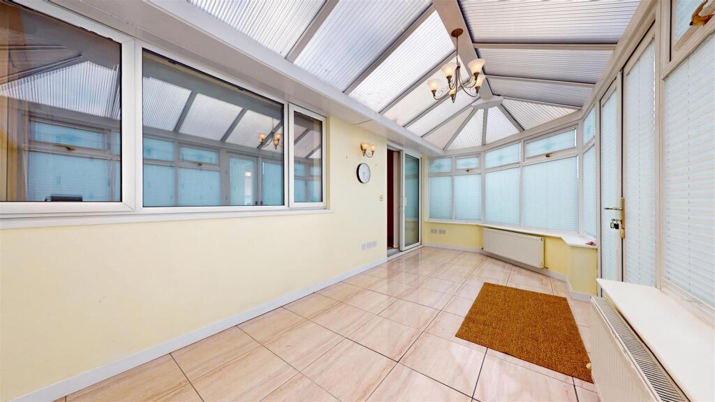 Hyacinth Close Conservatory