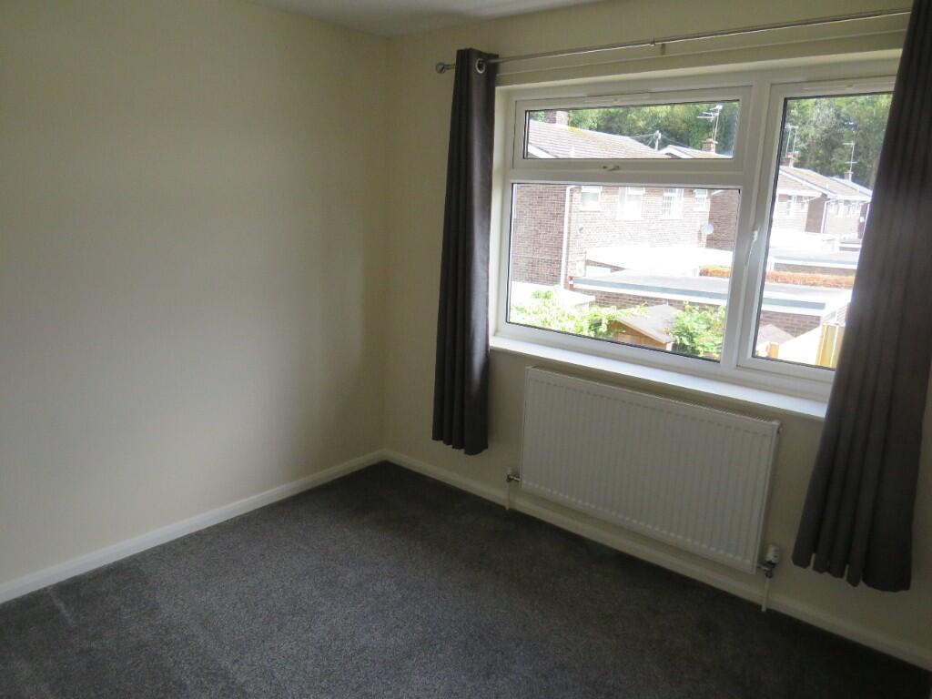 Bedroom 2 (1)