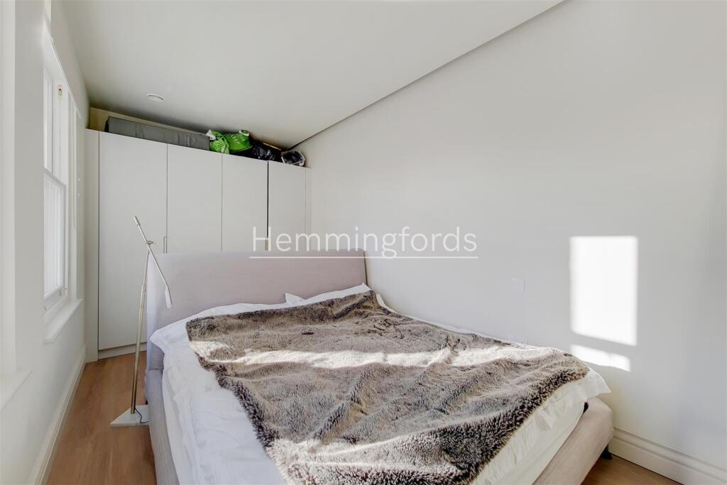 4_Bedroom-0.jpg