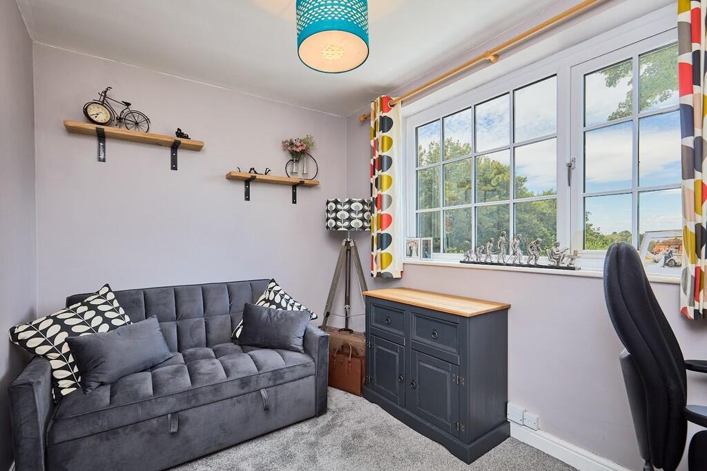 Edward Knight 202...