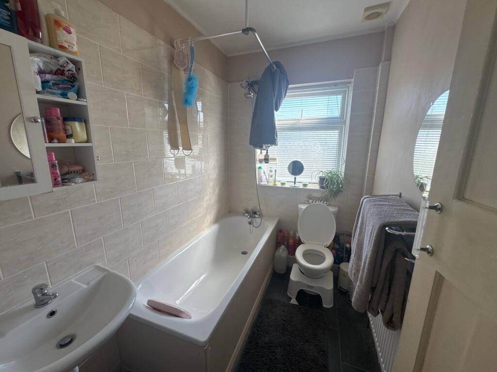 49a9d3f3-57c5-4c3...