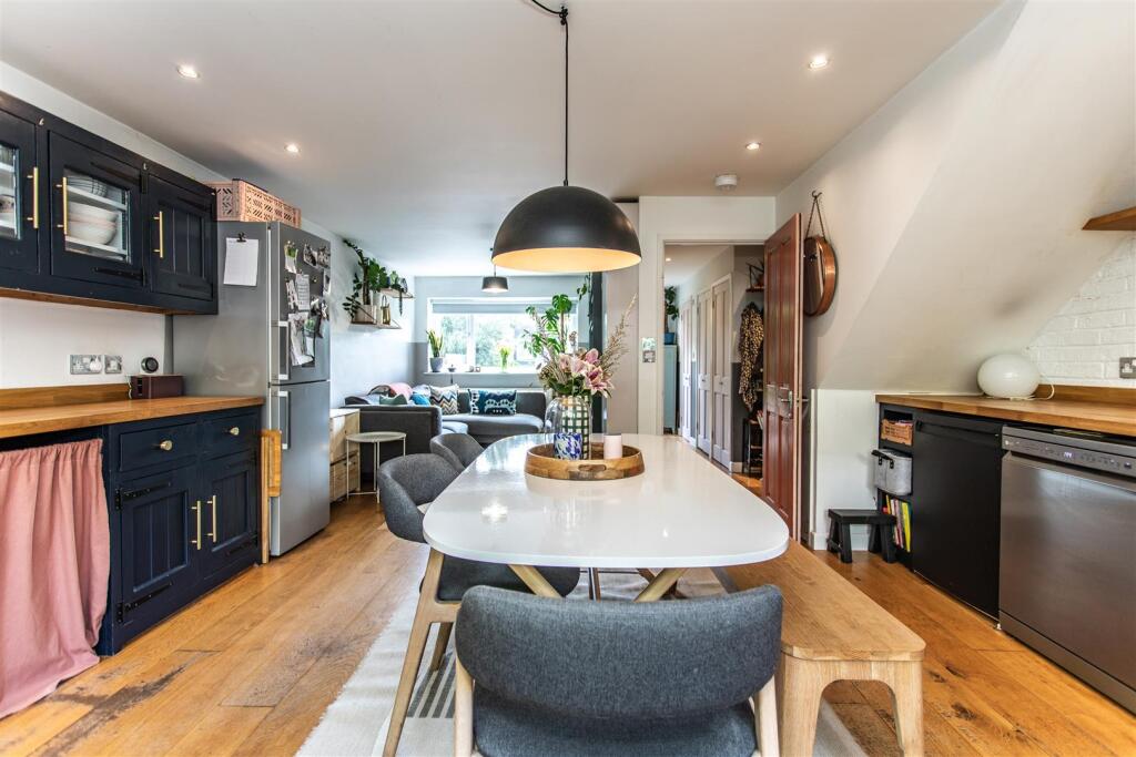 45 Spenses Lane44.jpg