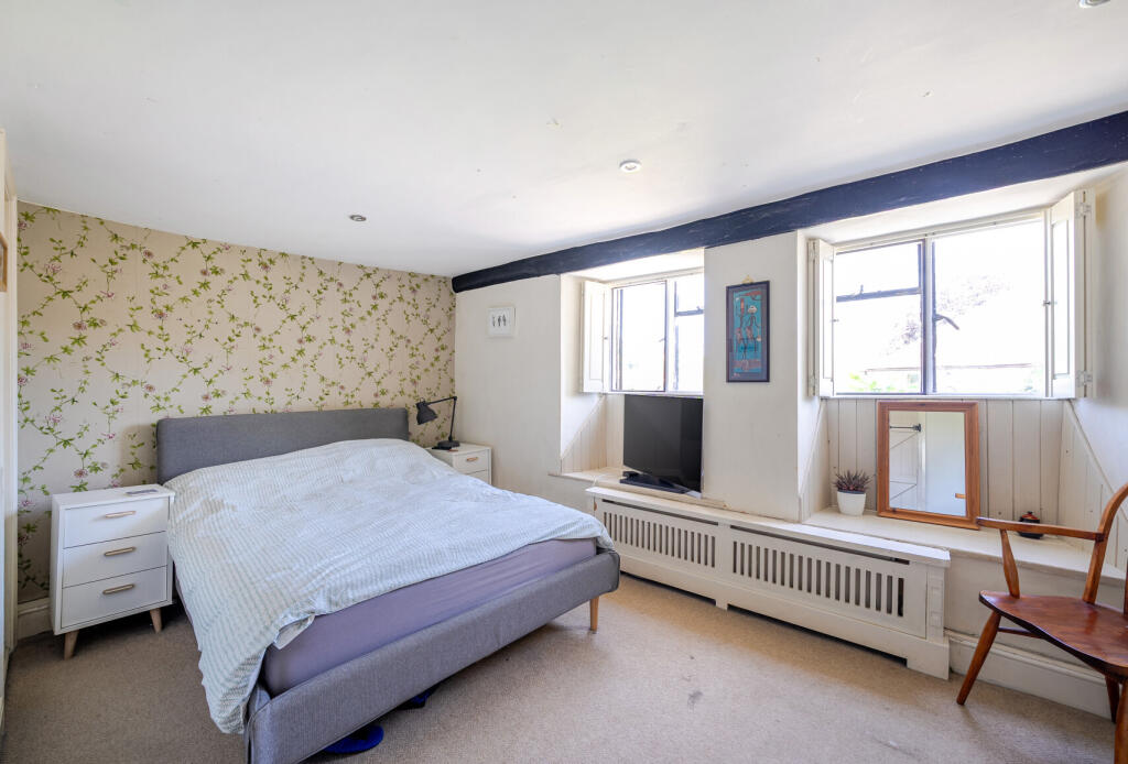 1306550-4-6852d03...