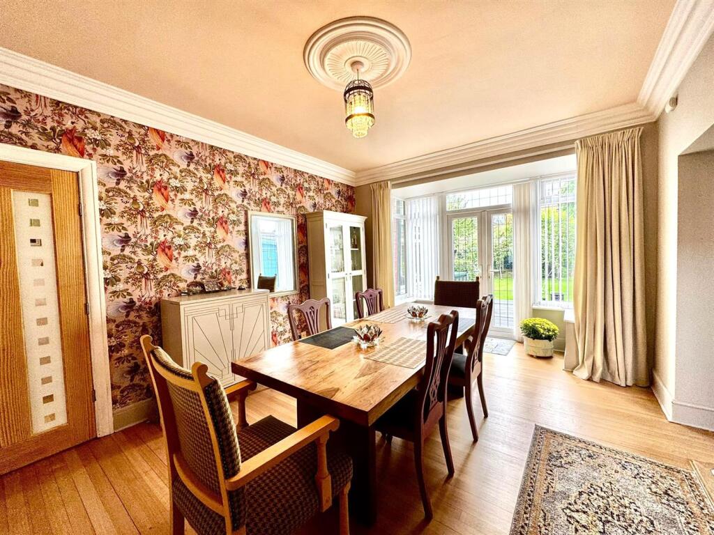 WhatsApp Image 2025-09-26 at 14.08.15 (2).jpeg