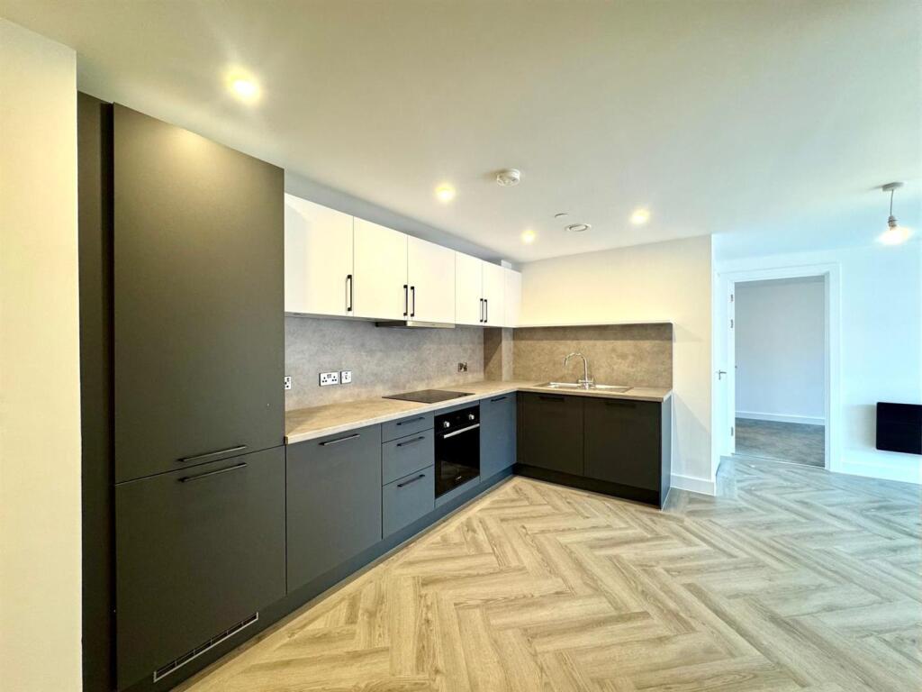 Kitchen pic 1.jpeg