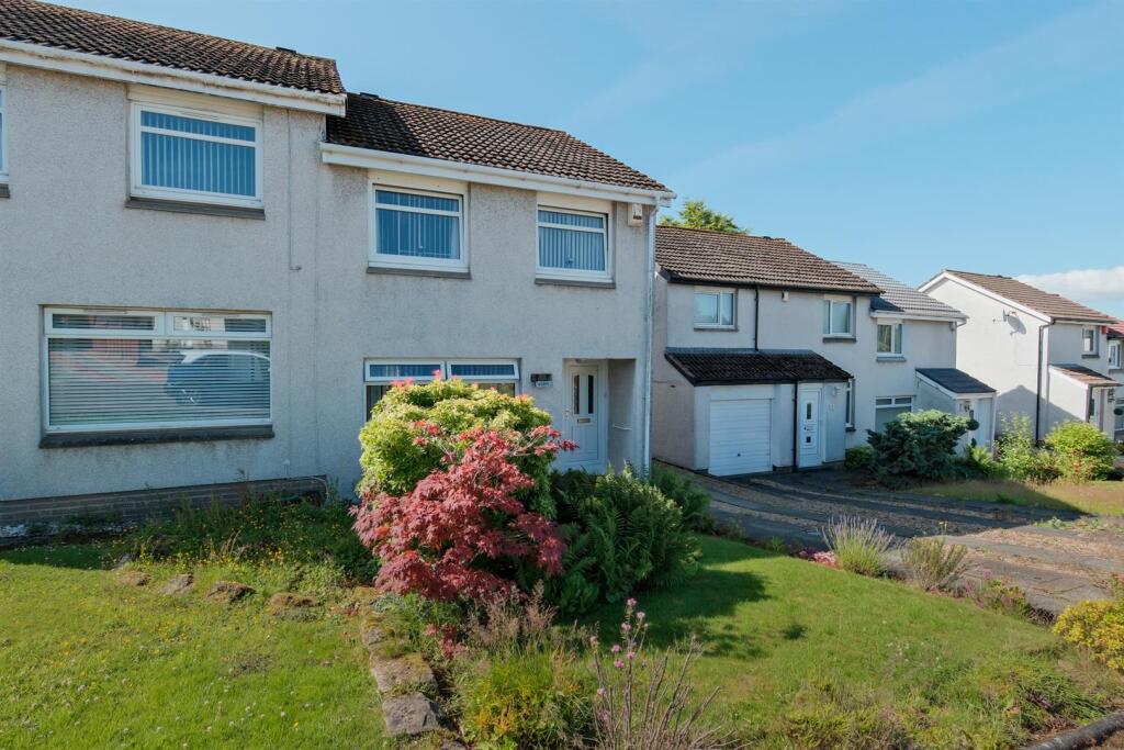 003-11 Whiteshaw Avenue, Carluke, ML8 5DF.jpg