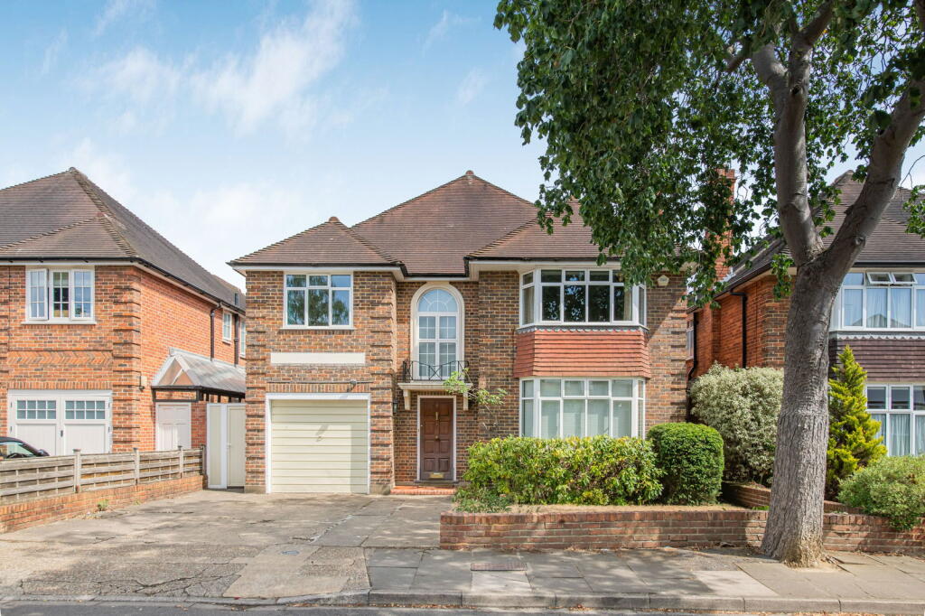 Stonehill Road, London, SW14 8RR